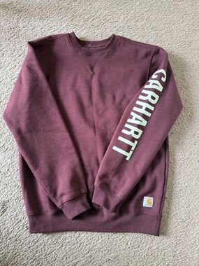 Carhartt Crewneck Sweatshirt in Deep Maroon size Small fit to medium